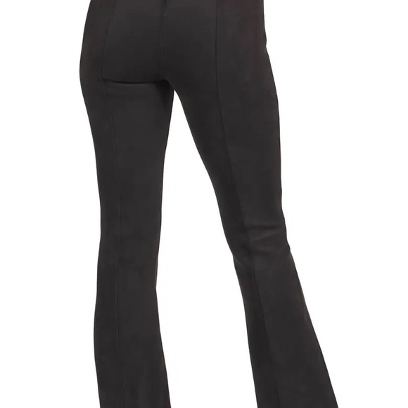 ✨ SPANX Black Faux Suede Flare Pants - Sculpting Pull-On Fit (Size Sm/Reg) ✨ - Picture 4 of 7